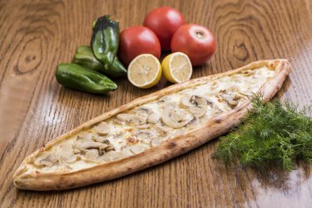Kıymalı Kaşarlı Mantarlı Yumurtalı Pide | 230,00